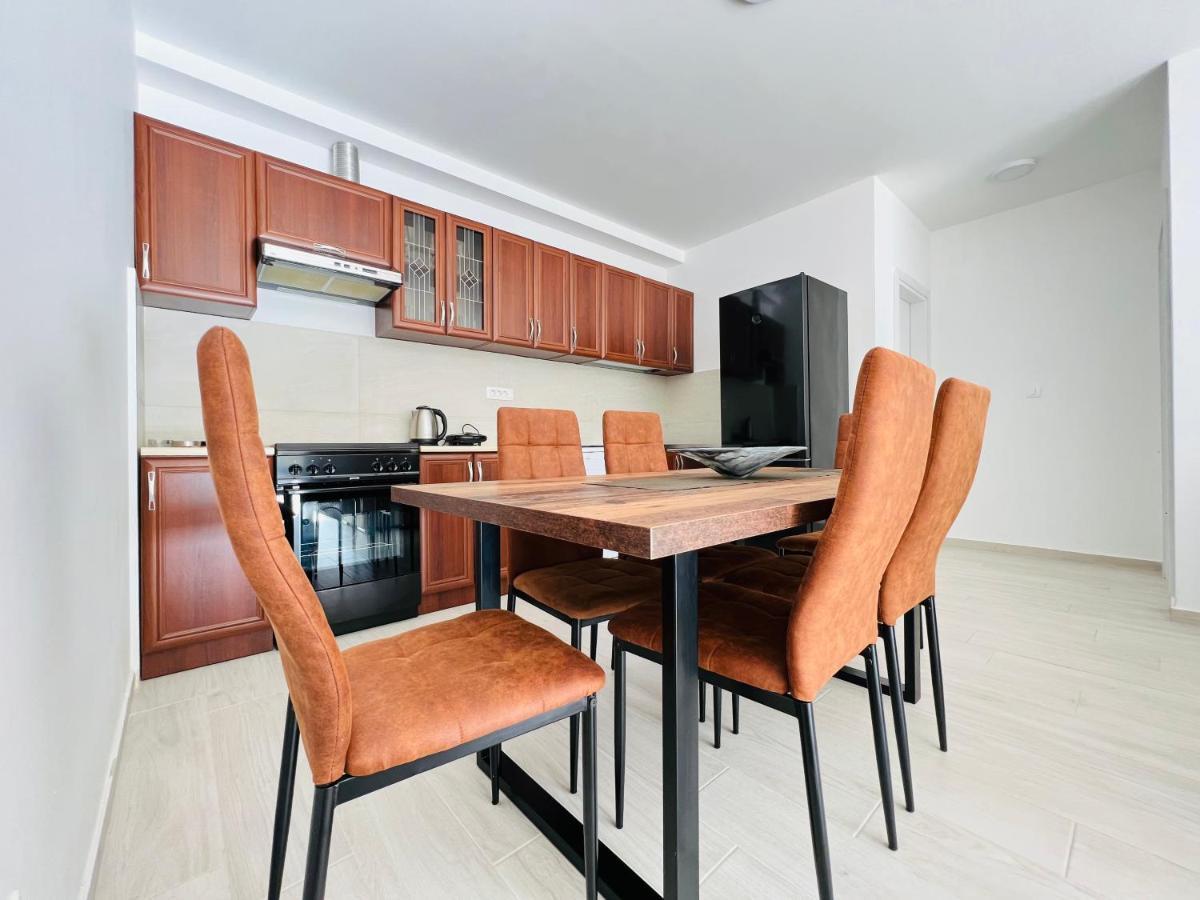 Apartment With Terrace And Private Parking Kotor Dış mekan fotoğraf