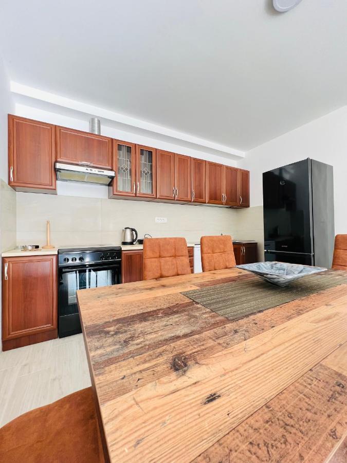 Apartment With Terrace And Private Parking Kotor Dış mekan fotoğraf