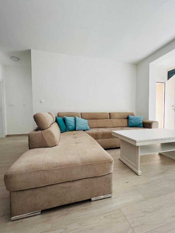 Apartment With Terrace And Private Parking Kotor Dış mekan fotoğraf