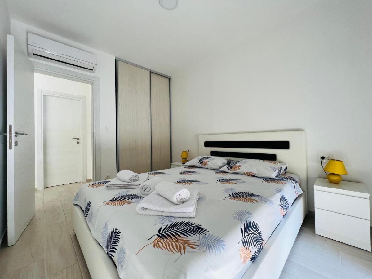 Apartment With Terrace And Private Parking Kotor Dış mekan fotoğraf