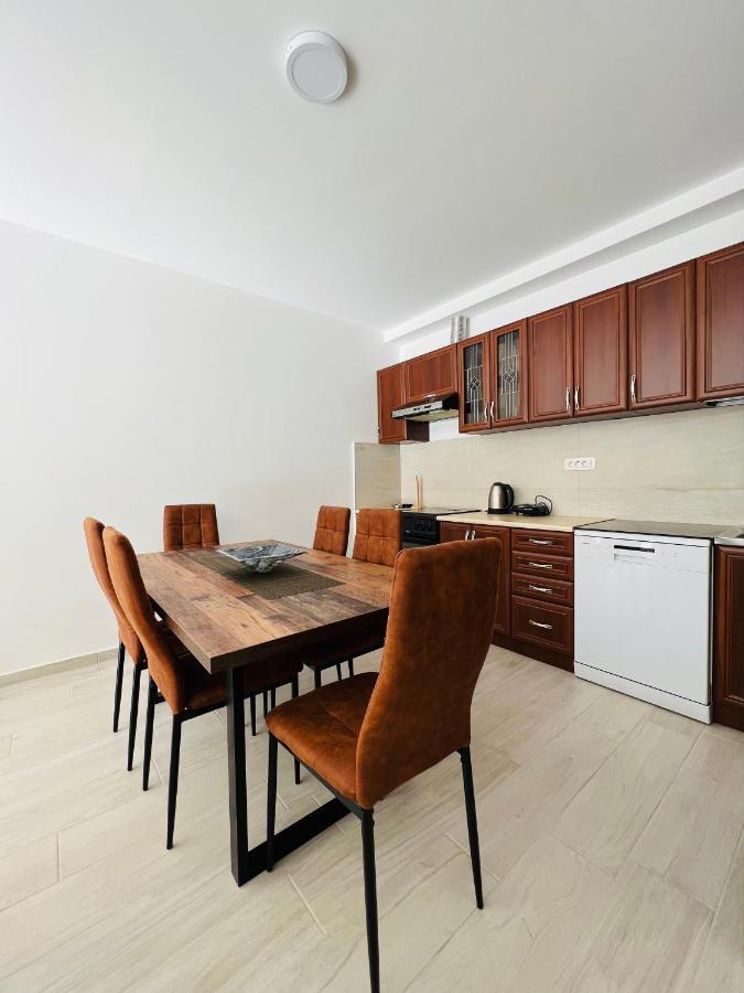 Apartment With Terrace And Private Parking Kotor Dış mekan fotoğraf